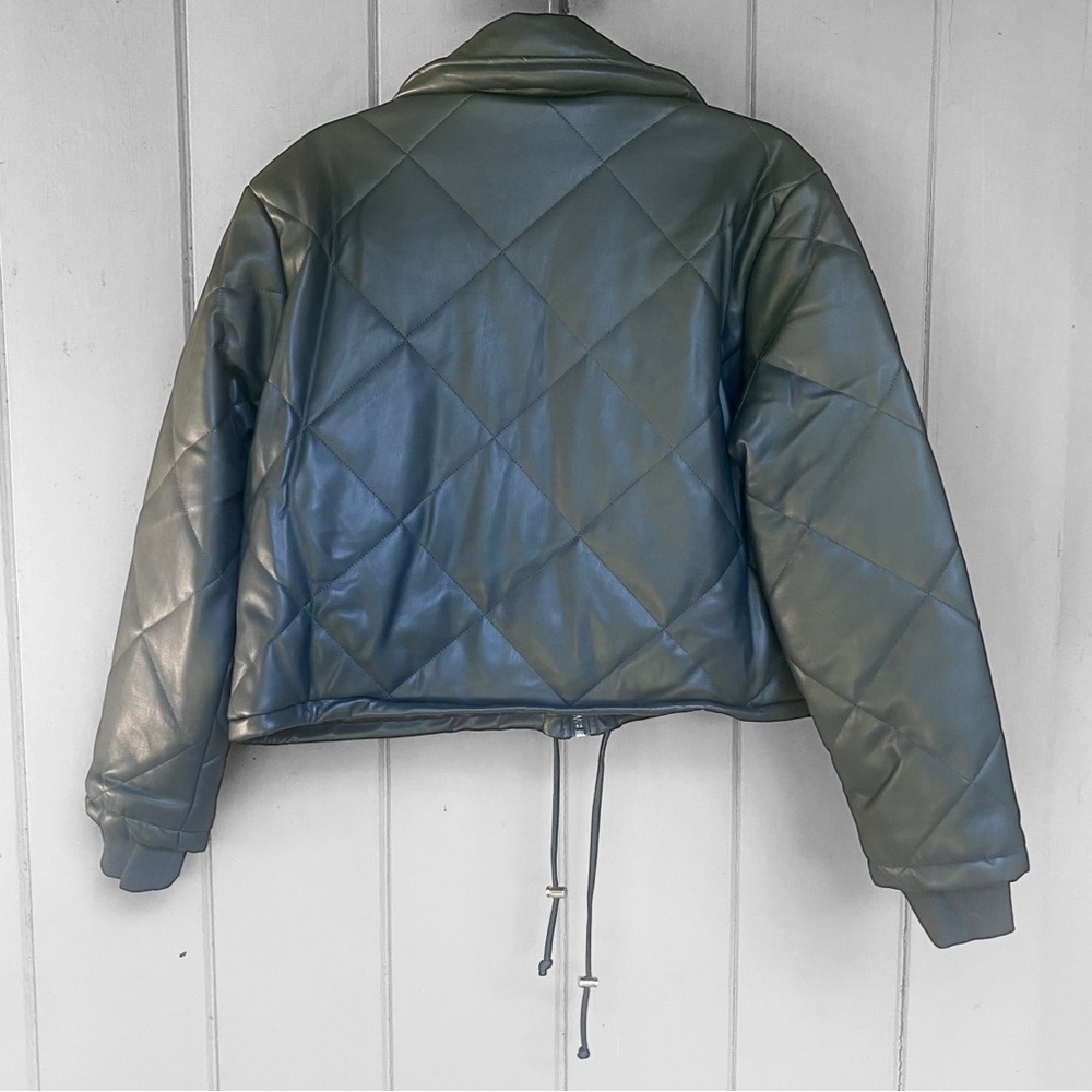 Blank NYC On The Rise Puffer Bomber Jacket - Picture 4 of 15
